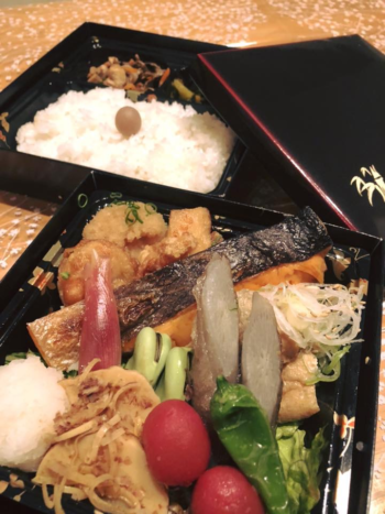 至高の鮭弁当