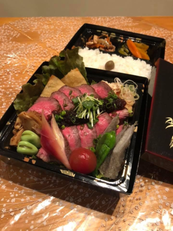 至極のローストビーフ弁当