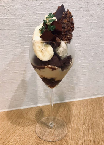 座間市　ドルチェカサリンゴ